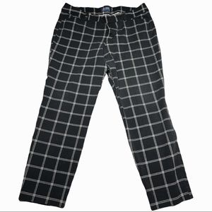 Woman’s Original Old Navy Pixie pant! Size 14.